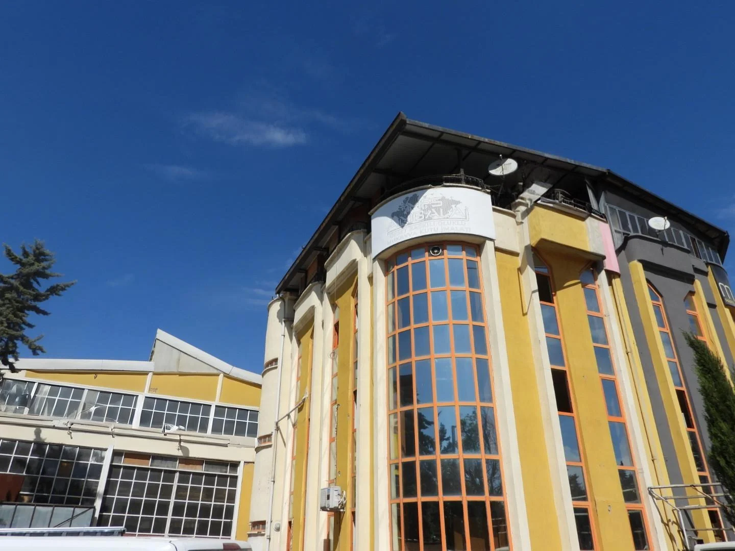 Modern Üretim Tesisi - MFS Ambalaj Konya ofset baskılı oluklu mukavva kutu üretimi